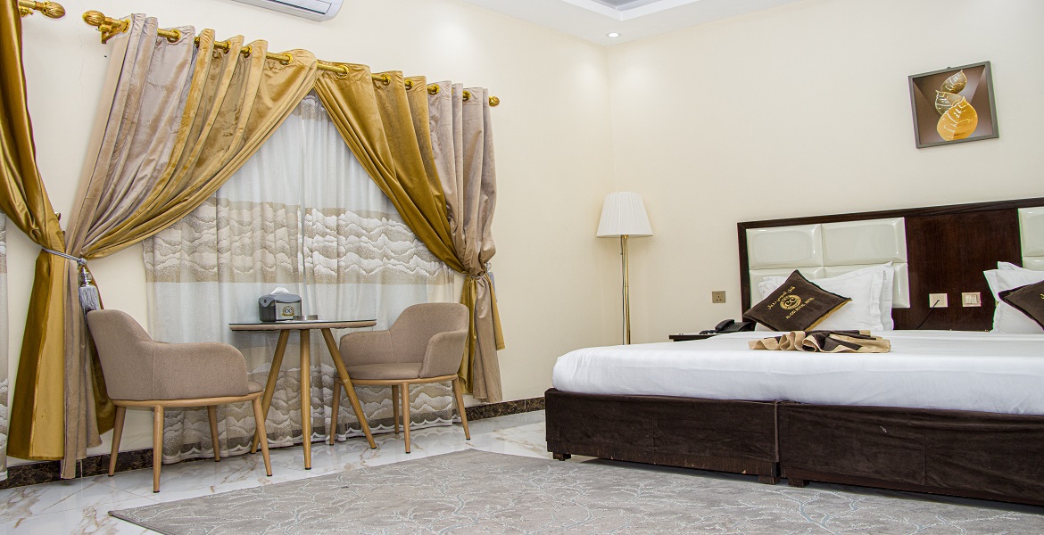 غرفة عائلية 