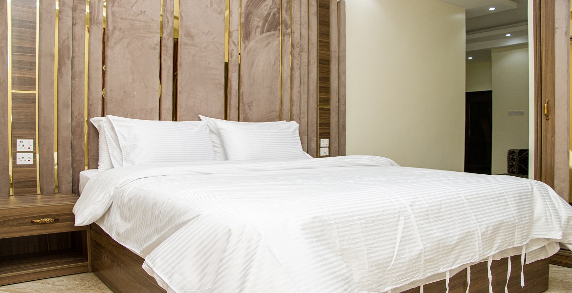 غرفة عائلية 